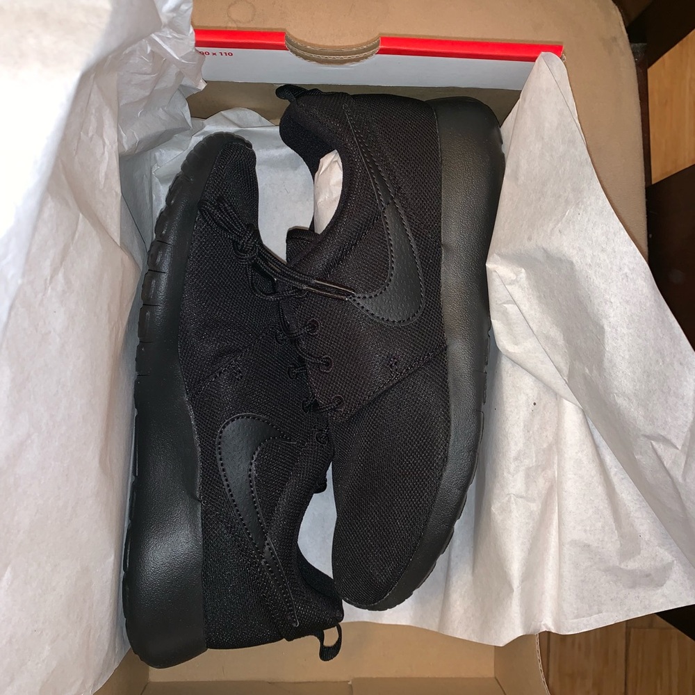 Nike roshe one GS